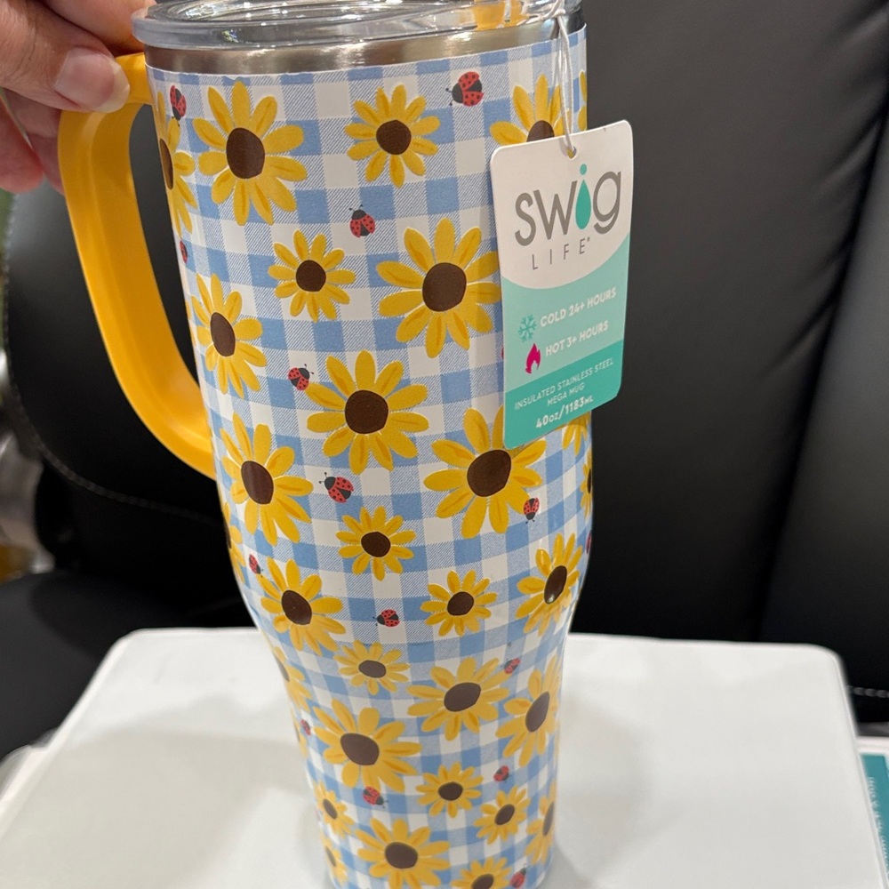 Swig Life Sunflower Tumbler with Yellow Handle